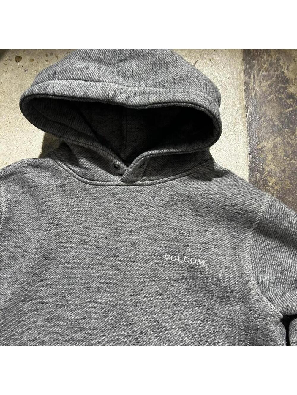 Vintage Y2K grey Volcom slim fit hoodie - Picture 3 of 7